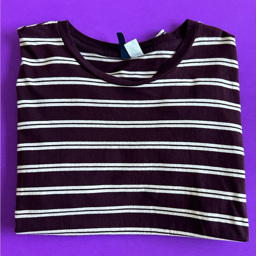 Men’s T-Shirt “Divided” Size L